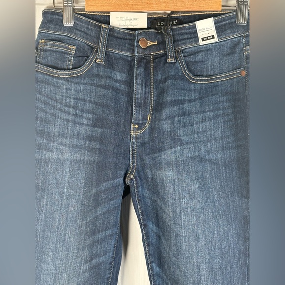 Judy Blue Dark Wash Skinny Fit Capri NWT Size 9/29 - Picture 5 of 8